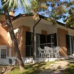 Vila Comfy Retreat 500mt From The Sea Lignano Sabbiadoro